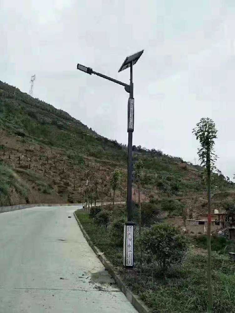 郑东新区仿古太阳能路灯